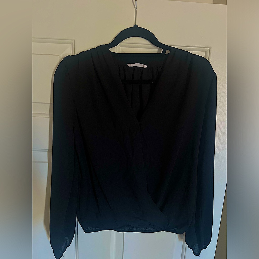 Black work top